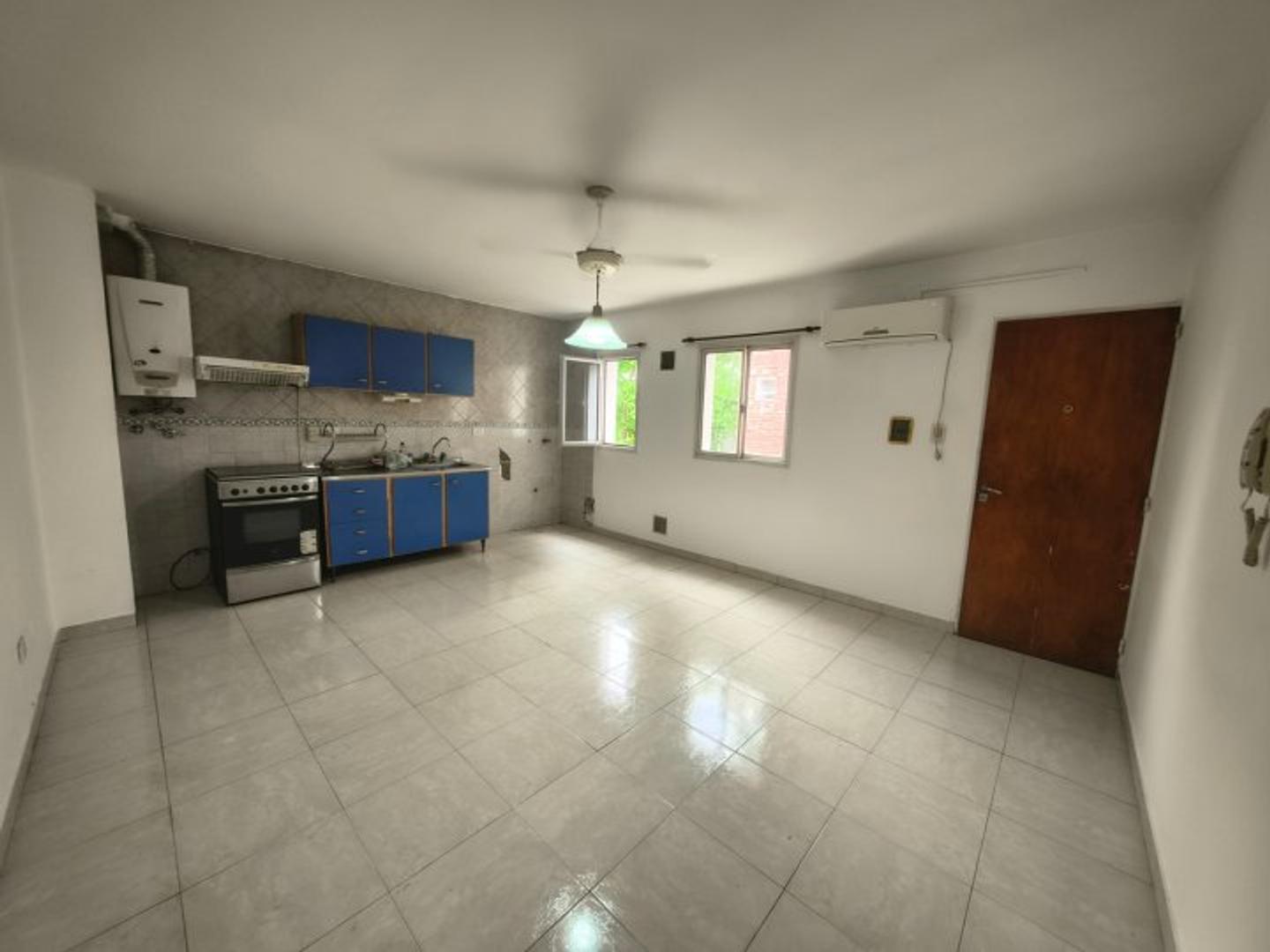 Cafferata 2033 , Piso 3