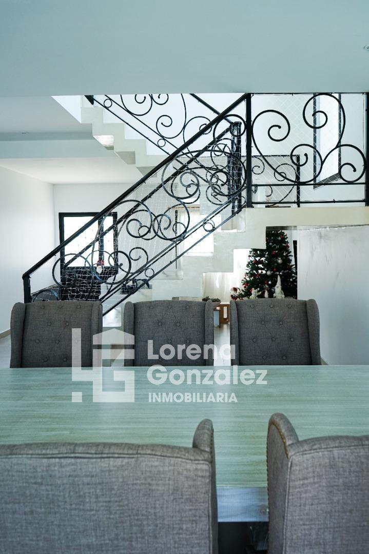 Casa en Alquiler de 4 dormitorios