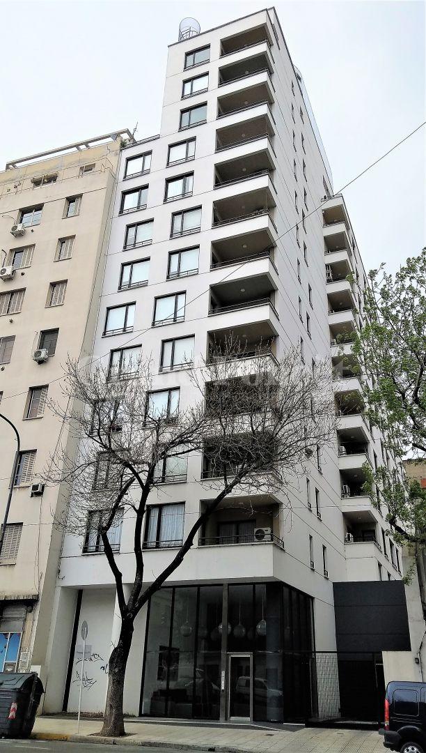 Alquiler Departamento de 2 Ambientes con Balcón