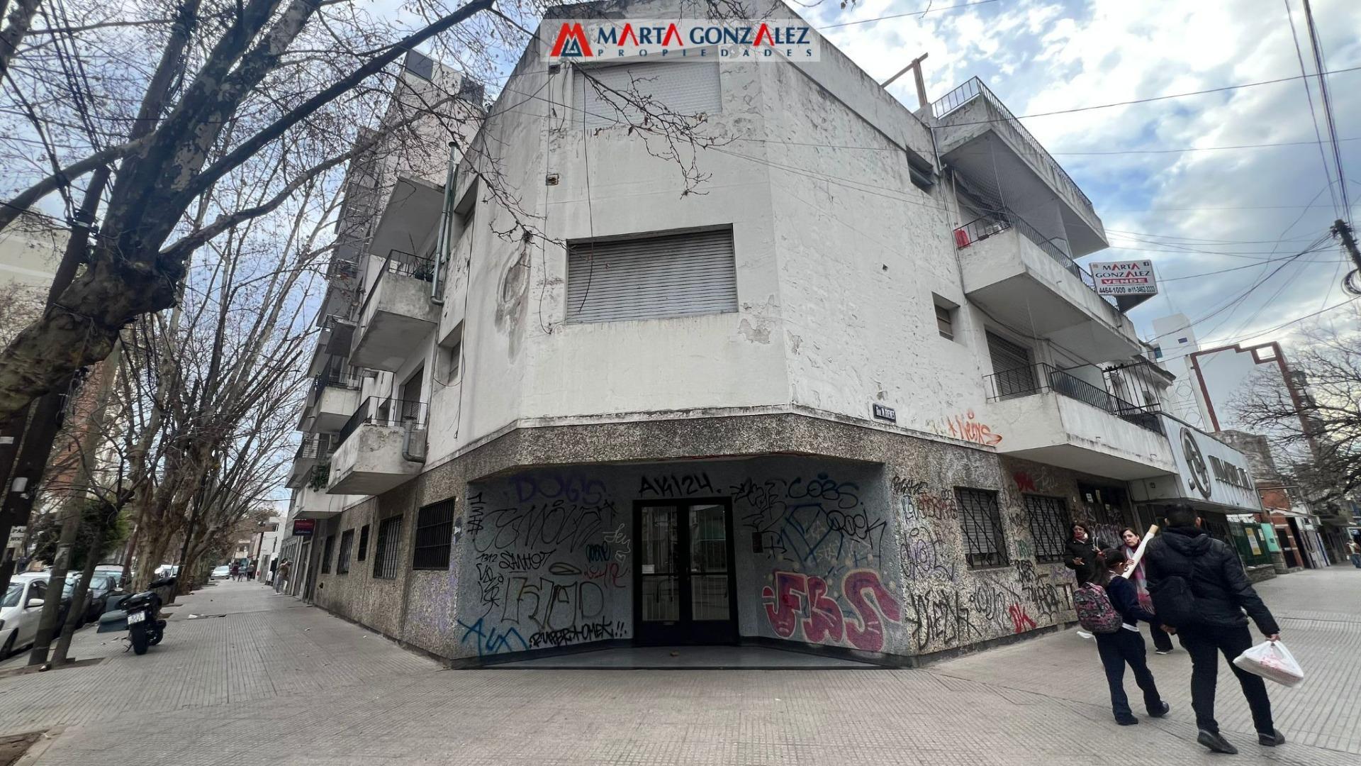 VENTA. 3 AMBIENTES CON COCHERA. RAMOS MEJIA