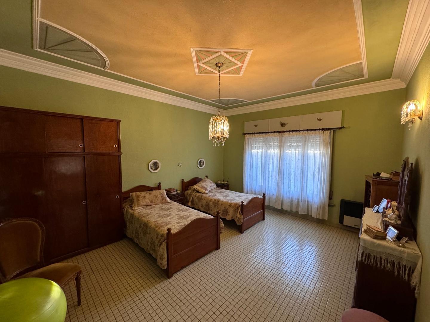 CASA + DOS DEPARTAMENTOS 2 Y 3 AMBIENTES - S. A. DE PADUA