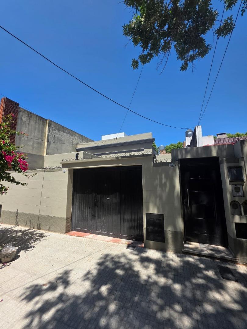 Ph 2 y 1/2 ambientes 120m2 patio y terraza sin expensas