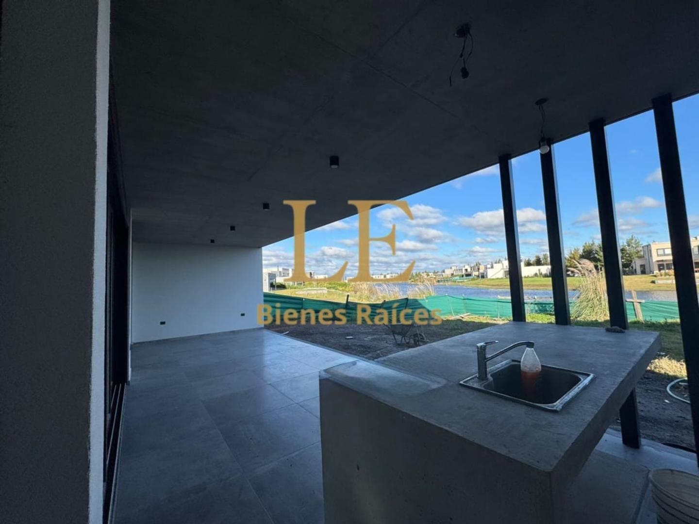 Casa en Venta al Noreste