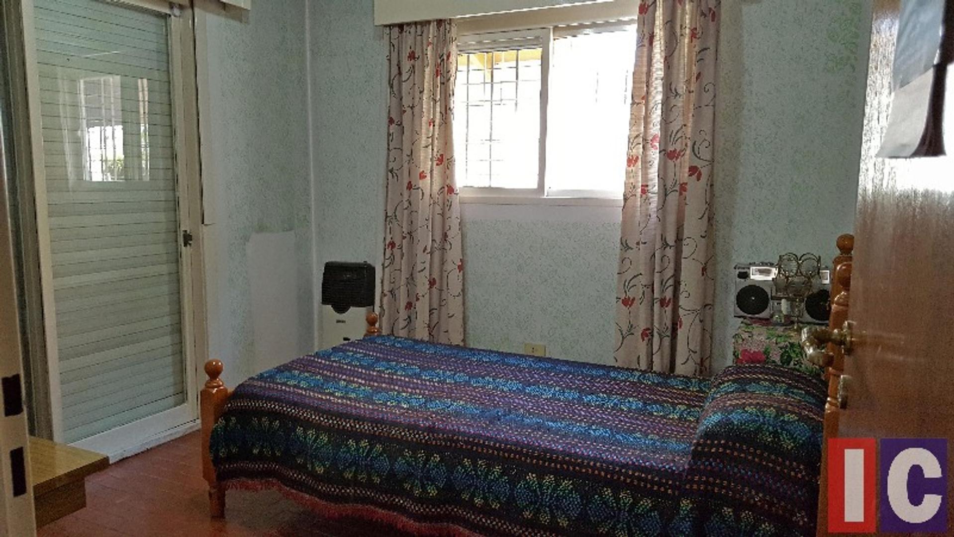 Muy buen chalet Villa Ariza (Ituzaingo Norte)