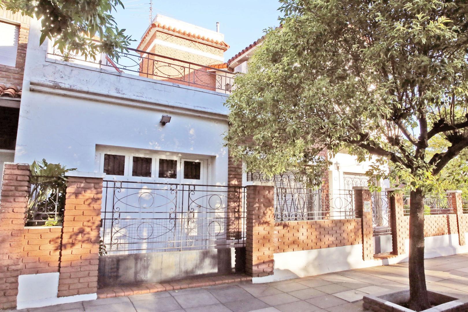 Casa en Venta en Villa Pueyrredon, USD 350.000