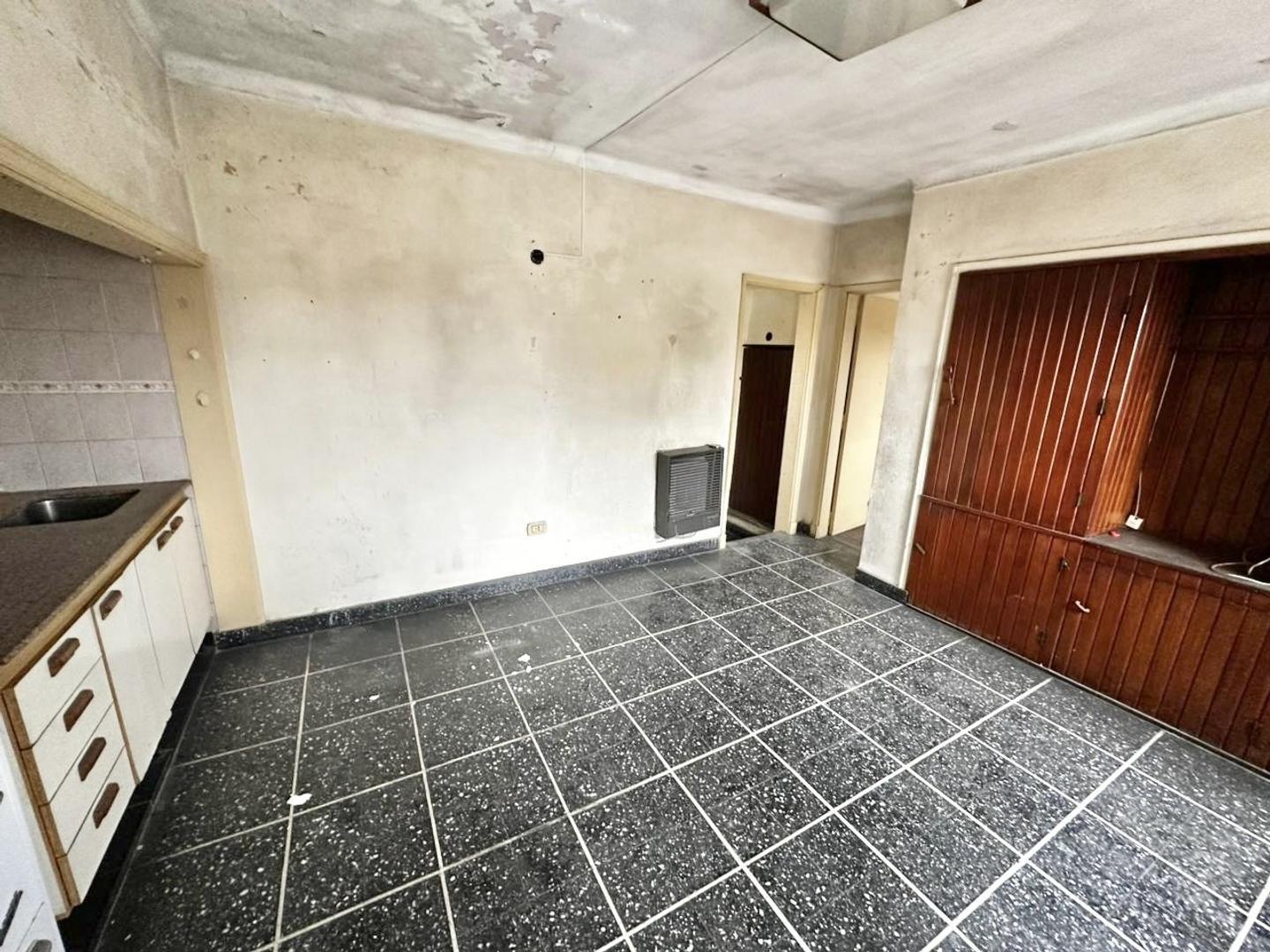 Victorino de la Plaza 206