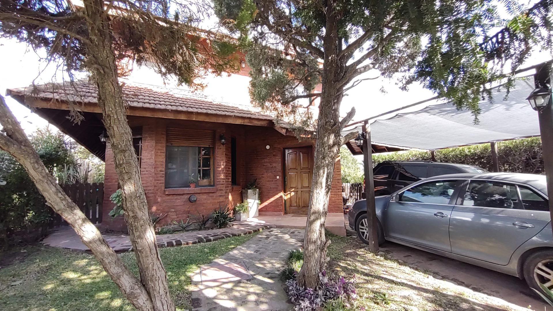 VENTA CASA  EN COUNTRY MASCHWITZ CLUB