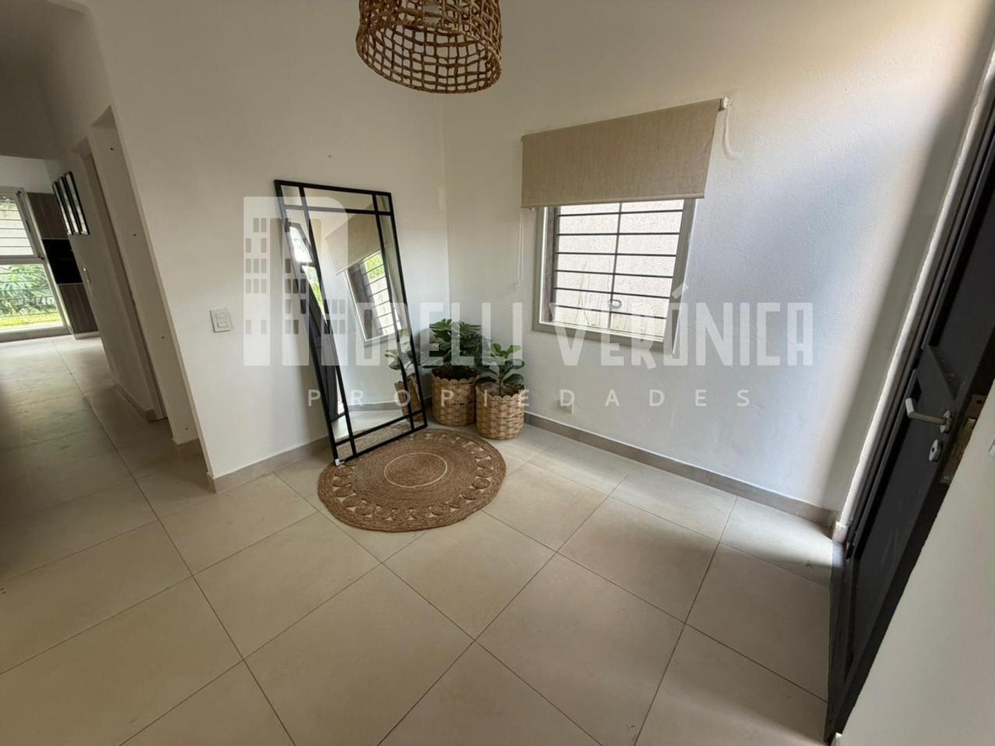 Casa 3 ambientes con 2 baños