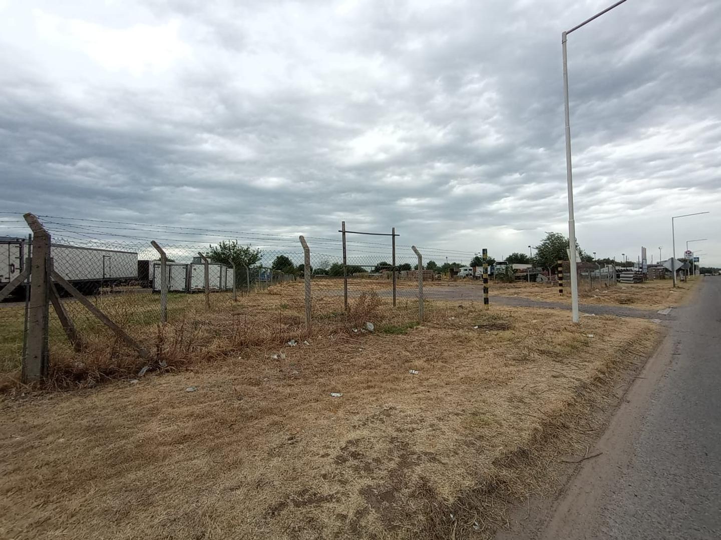 Colectora Acceso Oeste