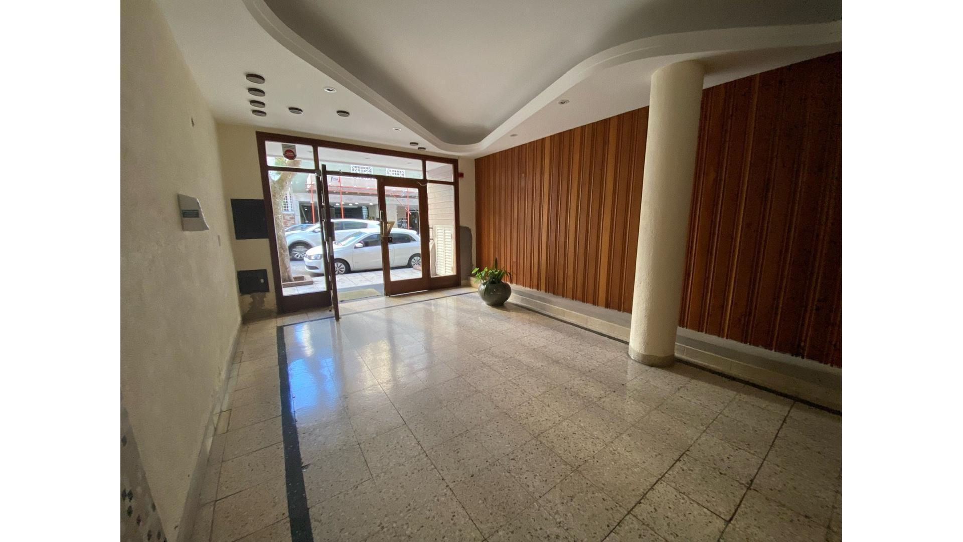 Depto 3Amb. con patio