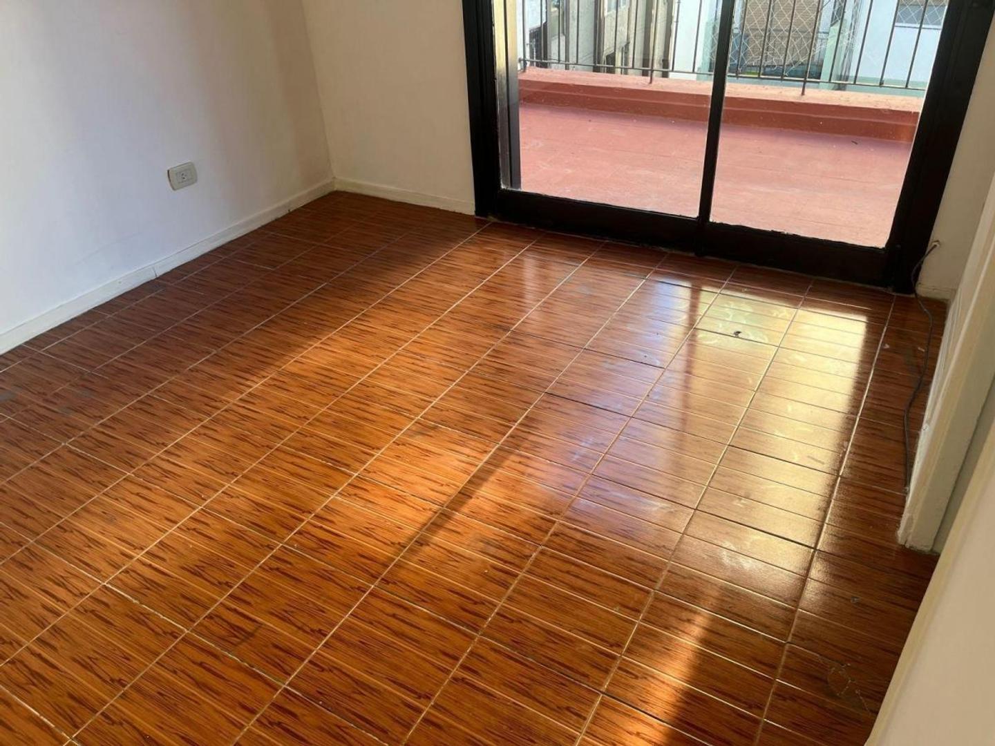 DOS AMBIENTES E N VENTA  EN ALMAGRO