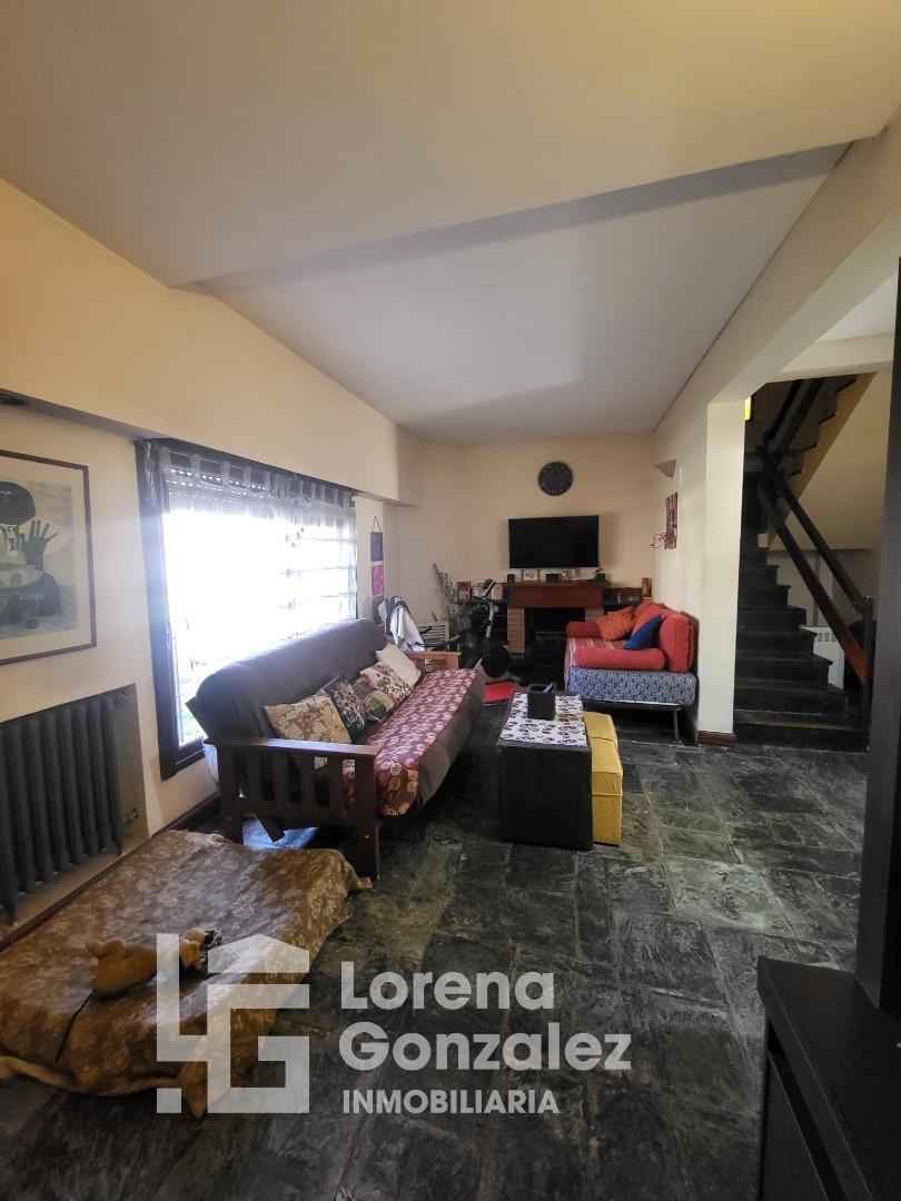 Casa 5 ambientes con 3 baños