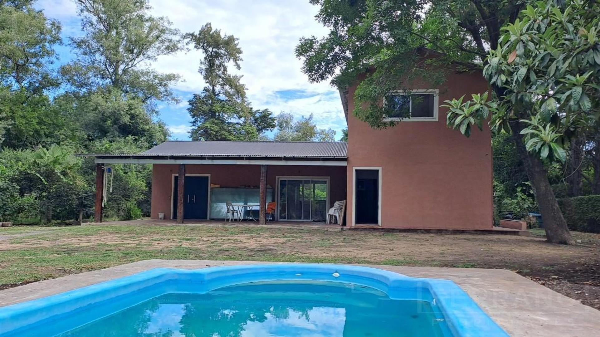 LDO. Venta Casa 4 amb Quincho 1 amb exterior Pileta Lote 2316m2 Barrio Los Pinos