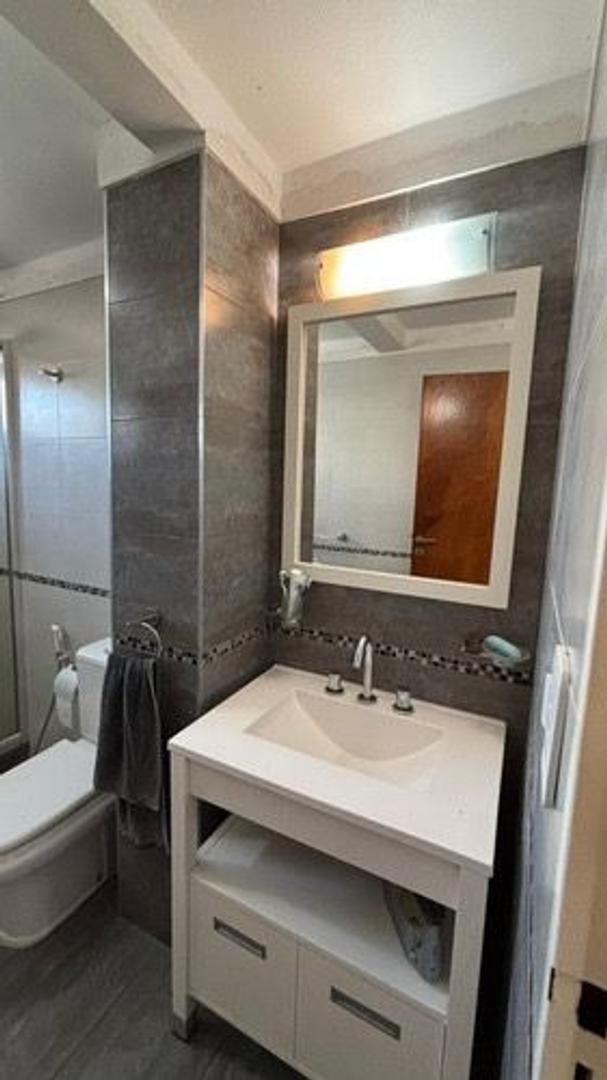 Departamento 5 ambientes con 3 baños