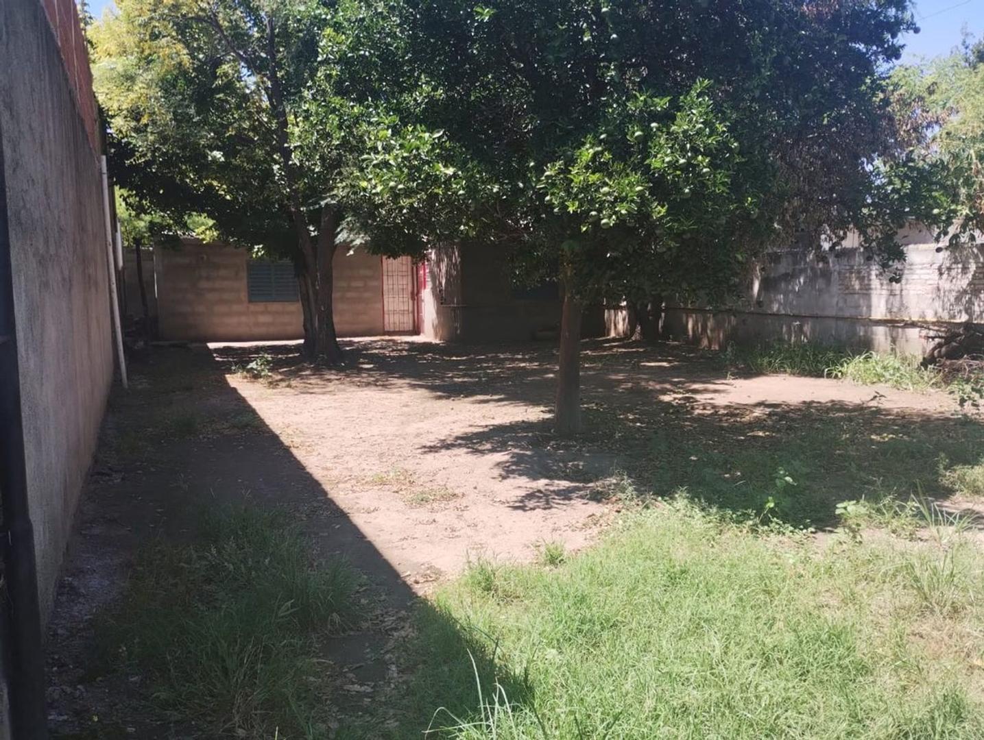 EN VENTA LOTE IDEAL INVERSOR + CASA A REFACCIONAR