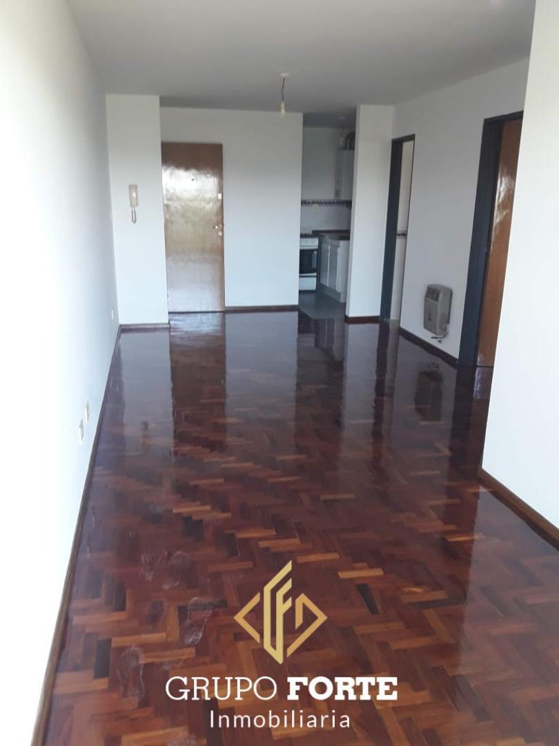 Poeta Lugones 240 , Piso 9