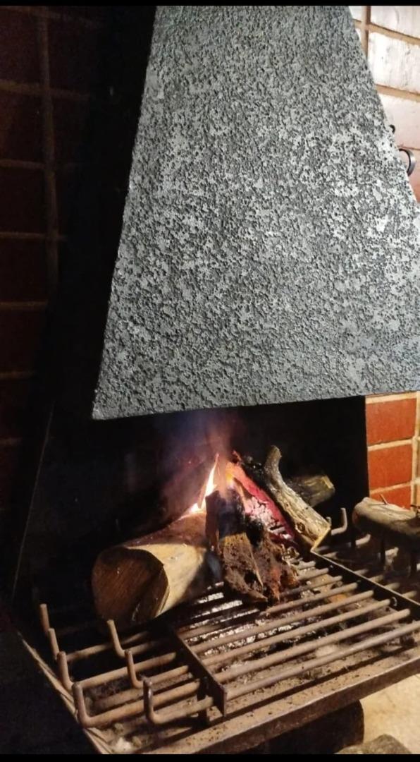 Casa en Venta con 4 cocheras