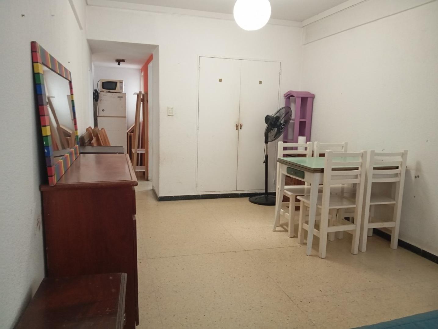 Corrientes 2200, Piso 5