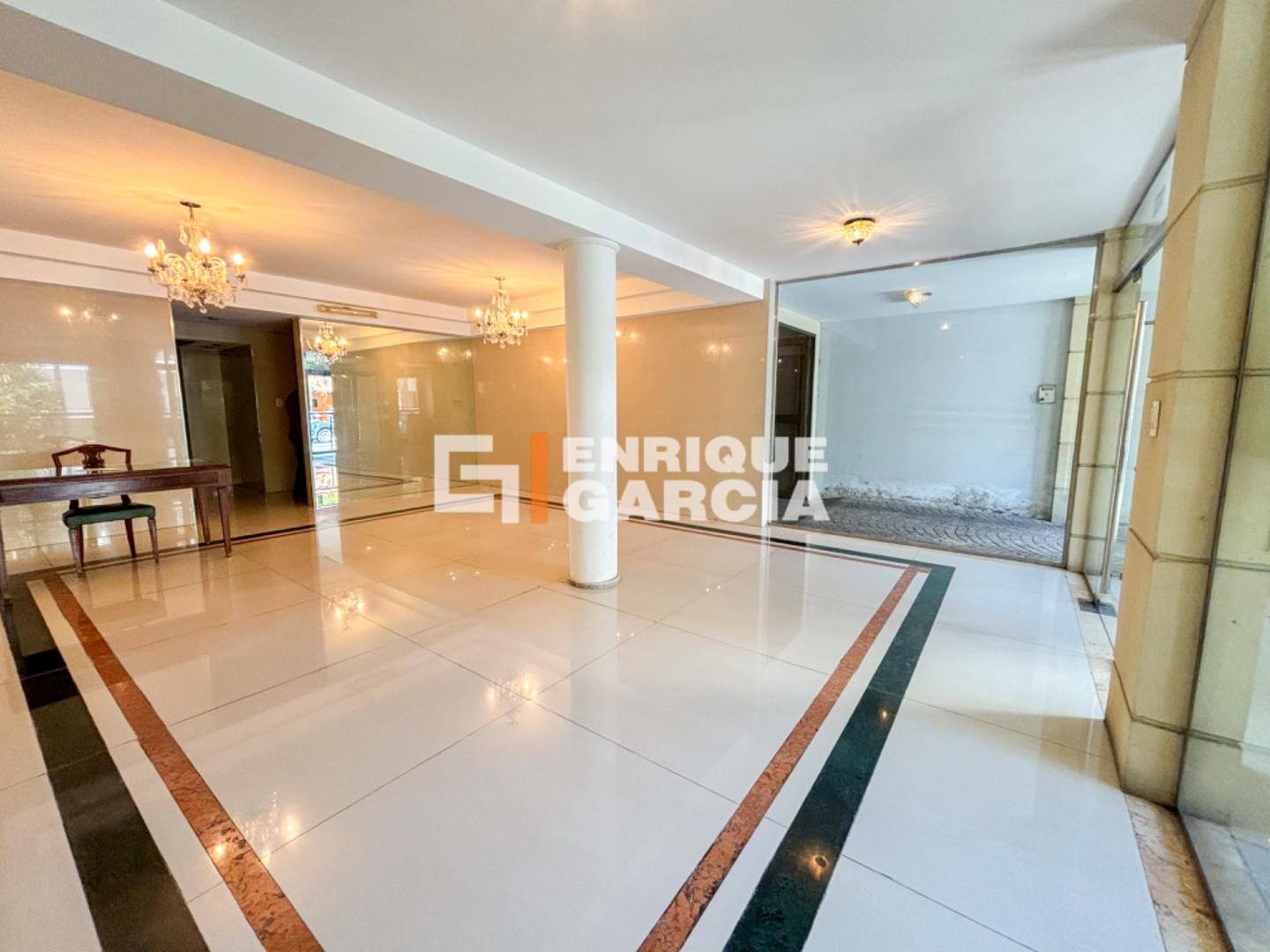 14 De Julio 1400, Piso 2