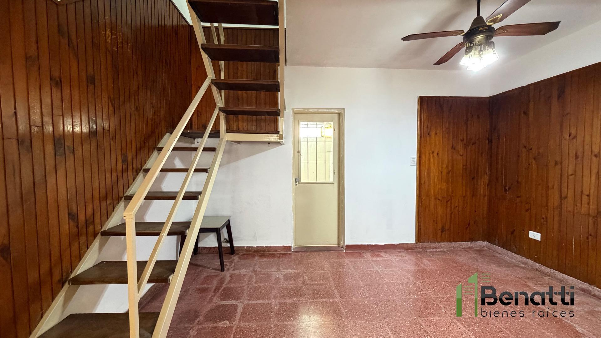 Depto Tipo Casa en Alquiler de 2 dormitorios