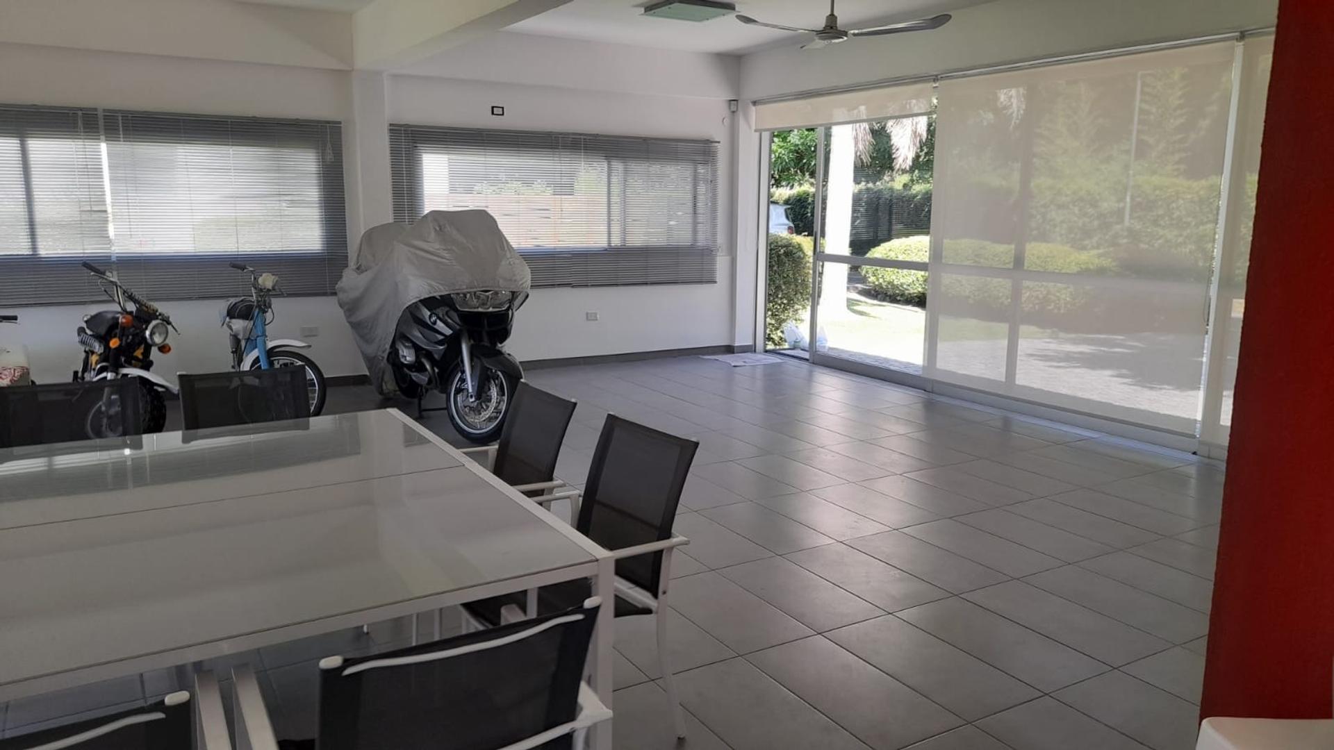 Casa en Venta de 5 dormitorios