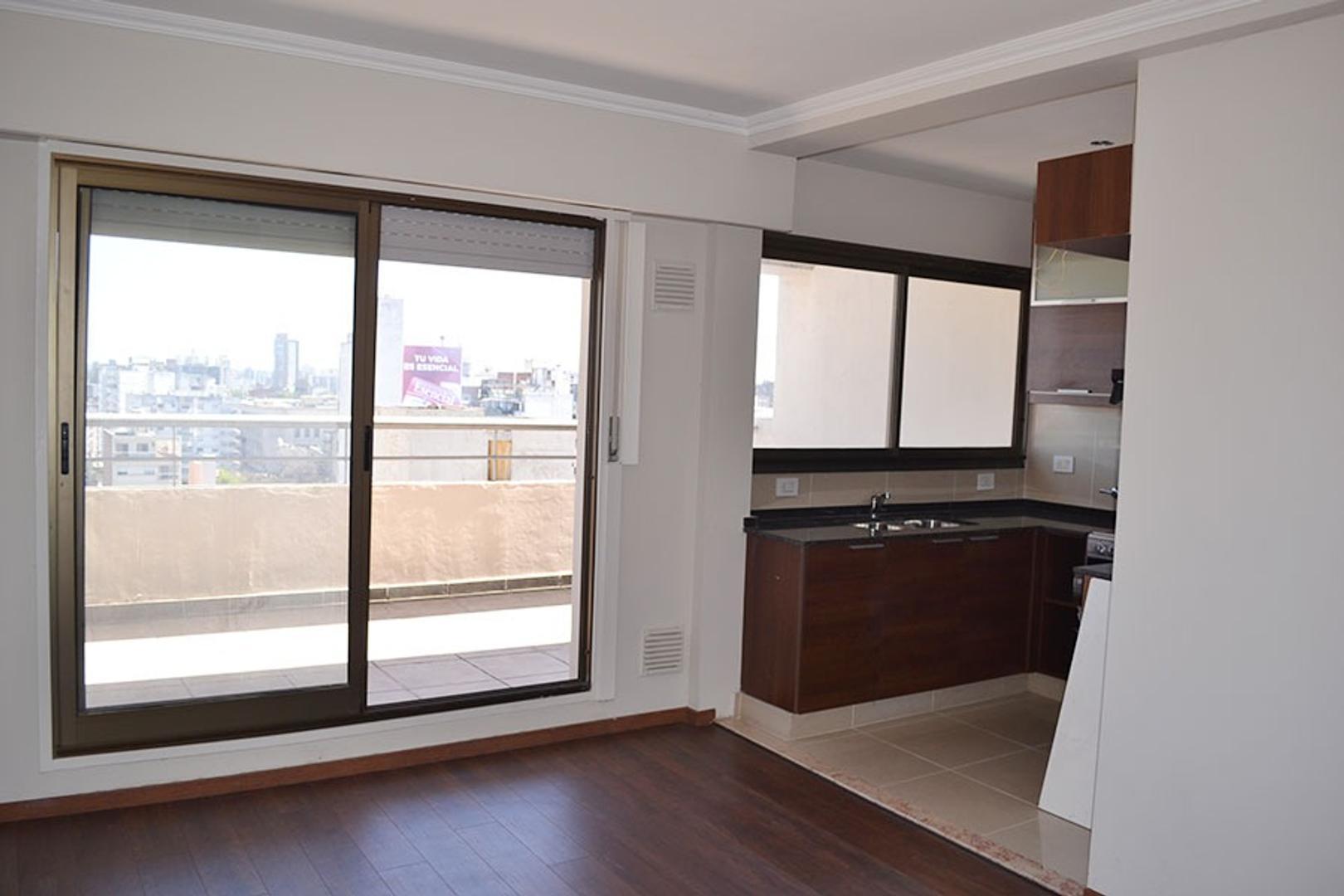 VENTA SEMIPISO 2 DORMITORIOS CON COCHERA Y AMENITIES