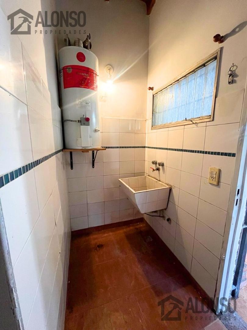 Casa en Alquiler en Lanus Oeste, $ 1.100.000