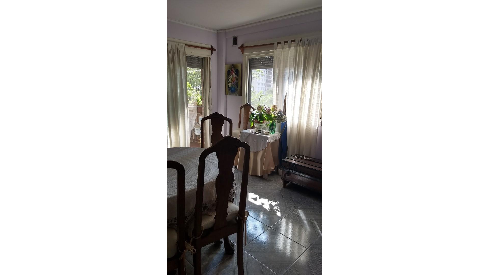 DEPTO 3 AMB, MUY BUENA UBICACIÓN, ZONA SAN MARTIN CENTRO,CON