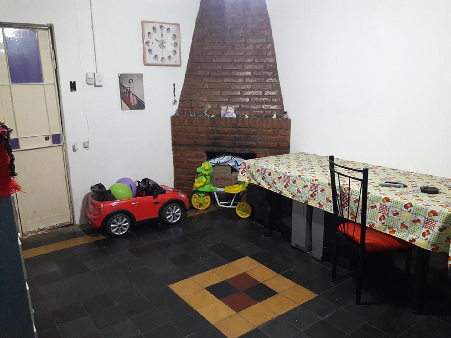 Casa en Venta con 1 cochera