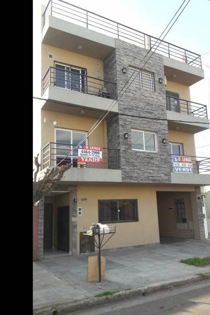 DEPARTAMENTO 2 AMBIENTES CON COCHERA Y TERRAZA EN VILLA LUZU