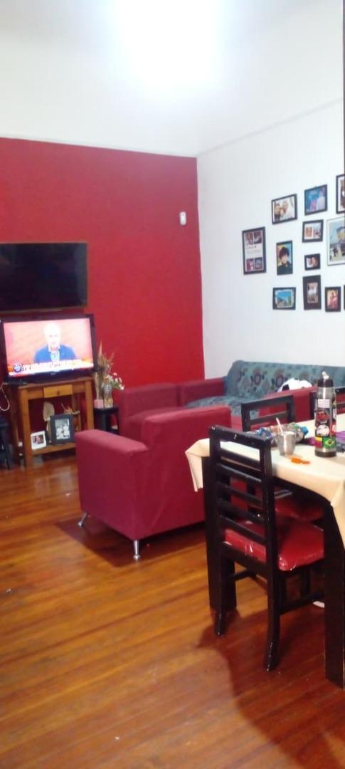 PH TIPO CASA AL FONDO 3 AMBIENTES + LOCAL COMERCIAL