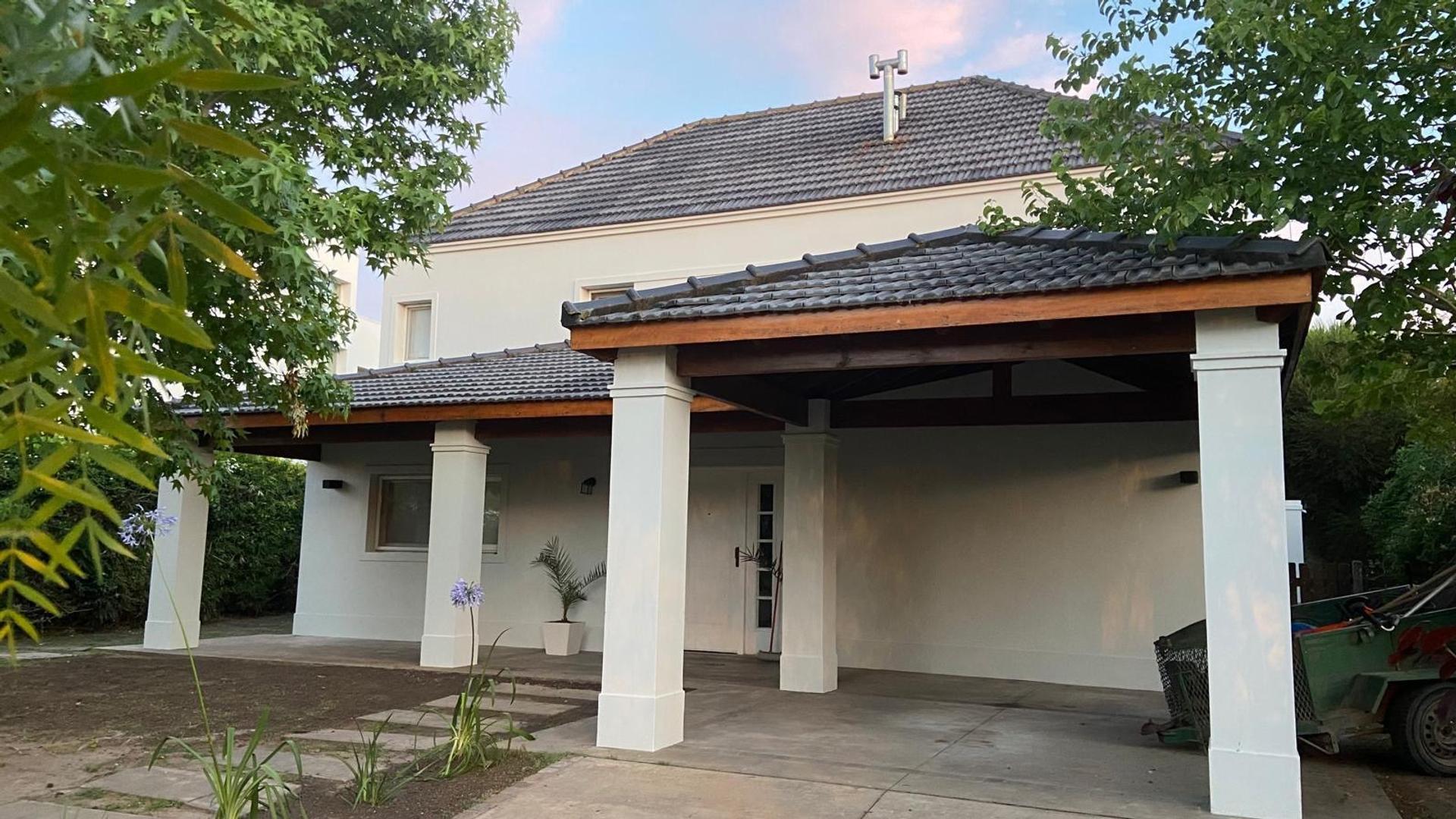 Casa en Venta de 4 dormitorios