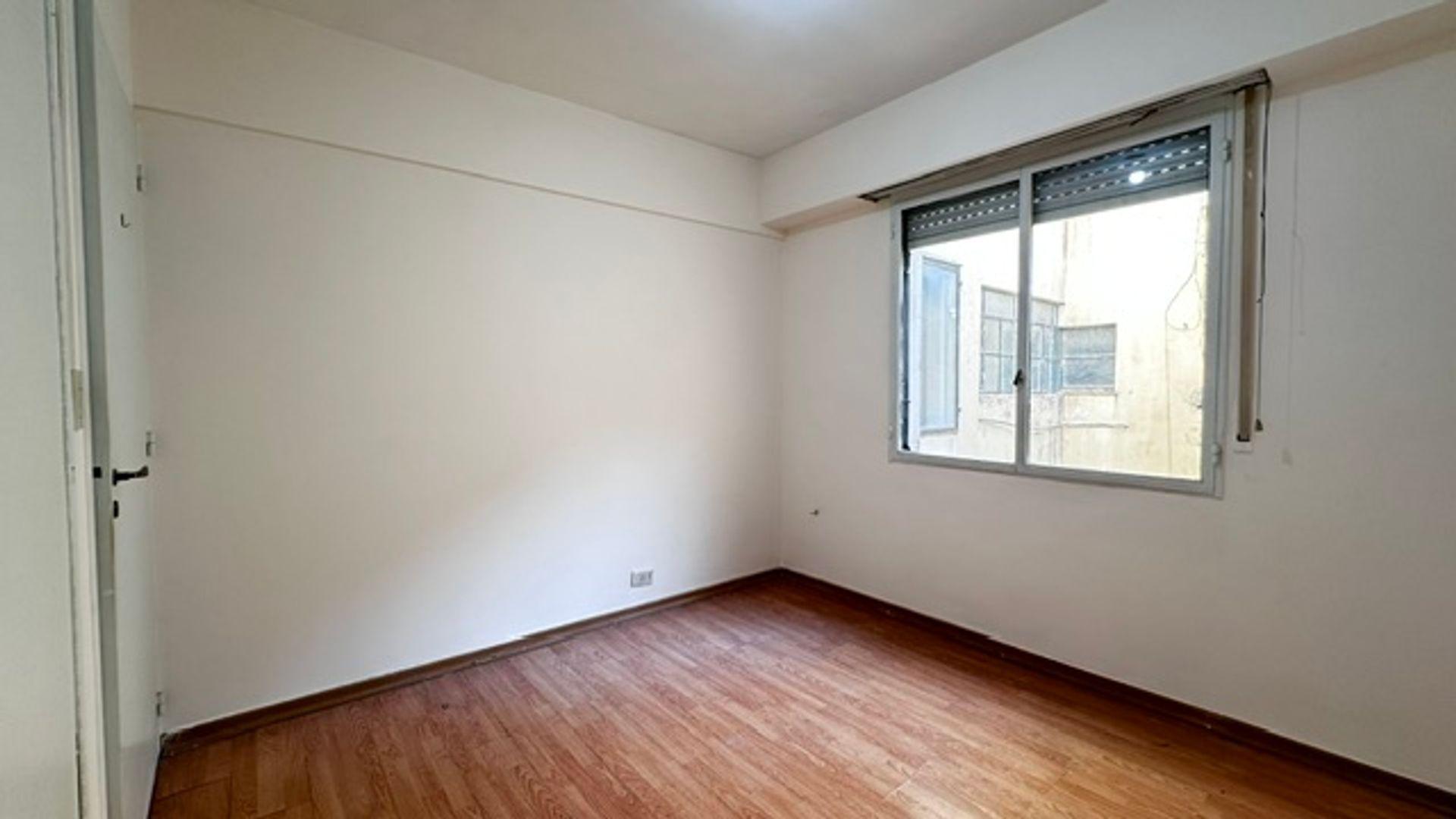 Departamento en Alquiler 64 años