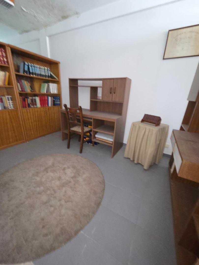 Oficina en Venta 60 años