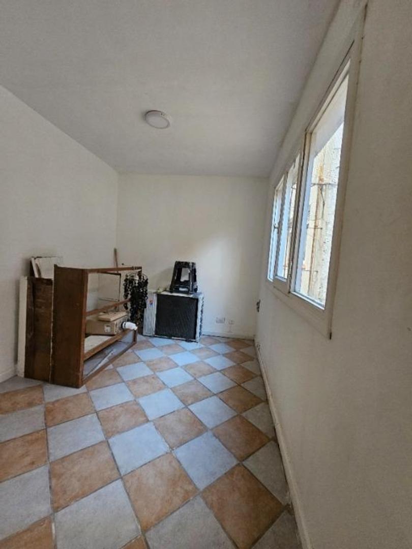 PH 4 AMBIENTES CON LOCAL AL FRENTE GASCON Y CORRIENTES