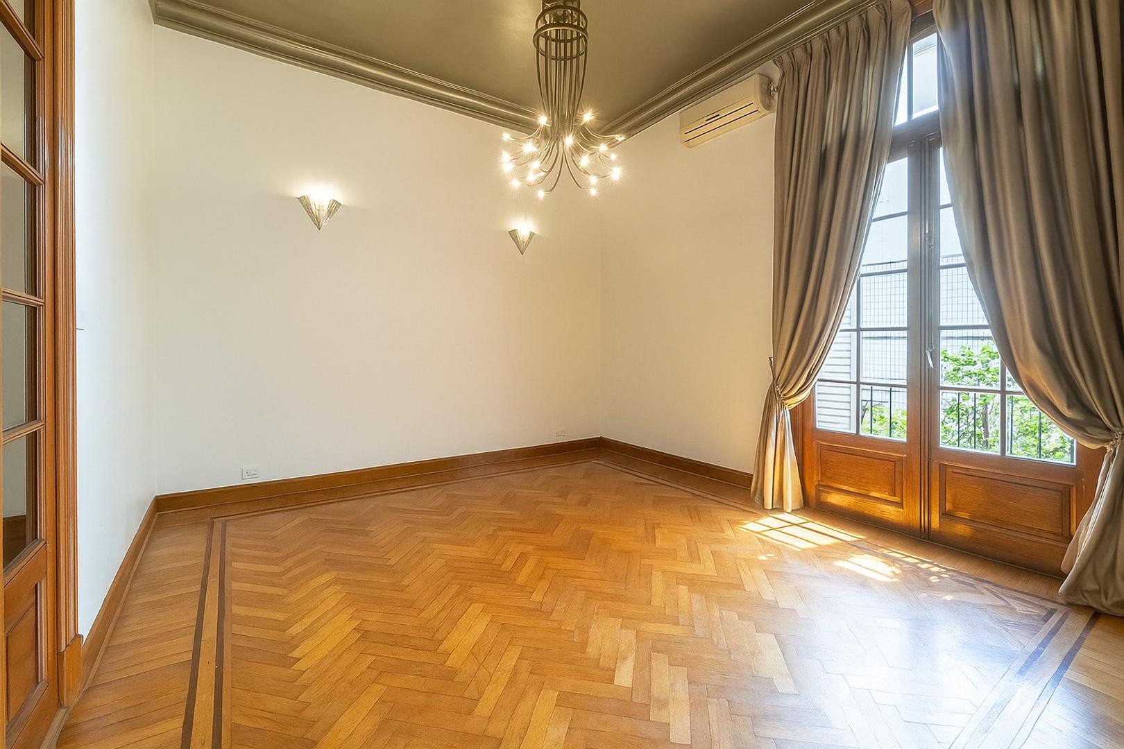 Departamento en Venta al Noreste