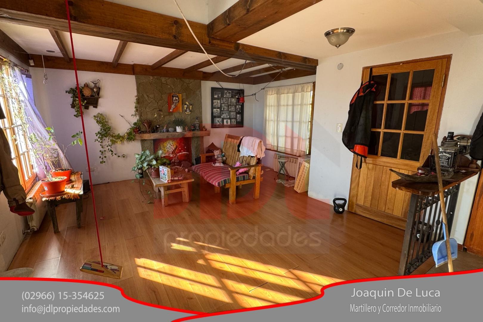 Casa en Venta con 1 cochera