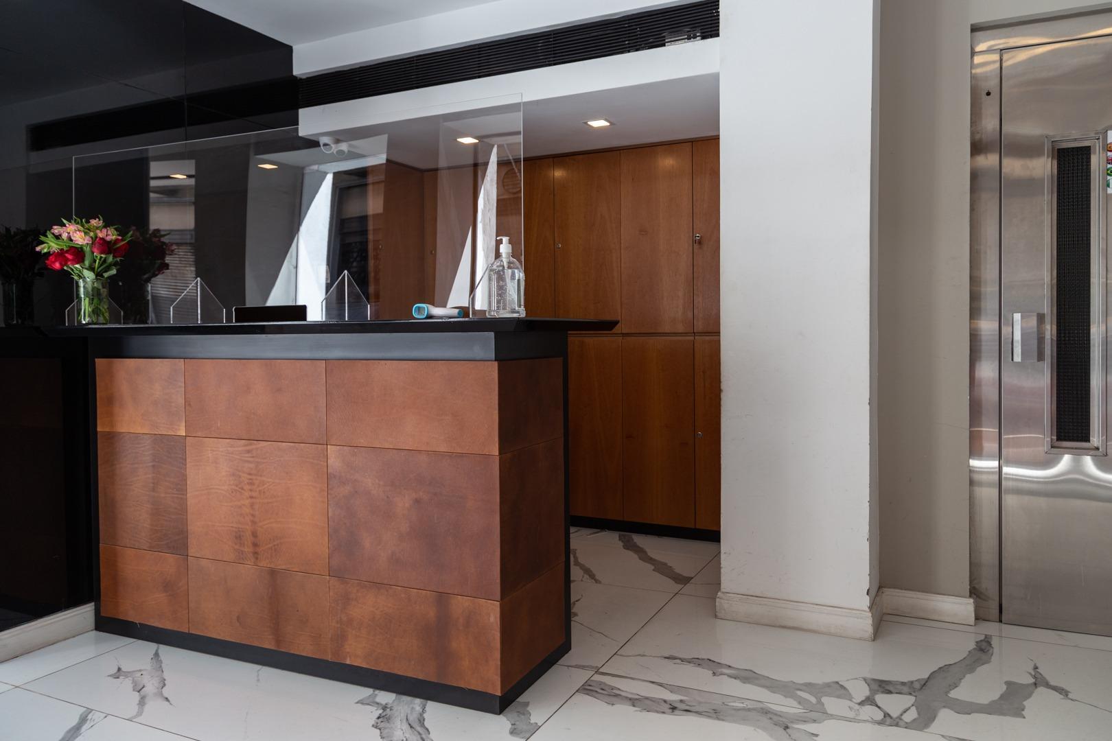 Hipólito Yrigoyen 1200