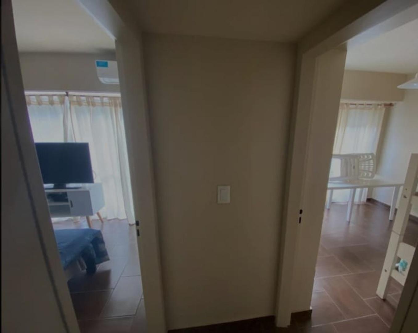 Departamento 4 ambientes con patio, parrilla y cochera