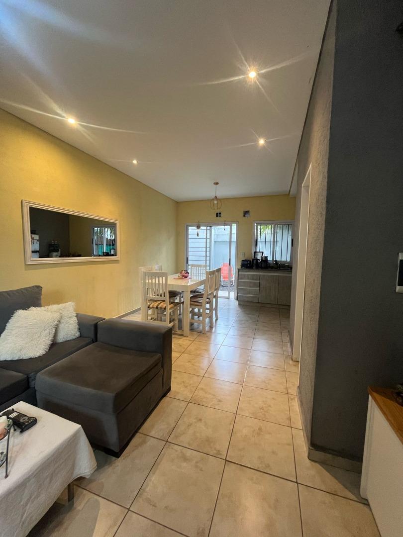 Depto Tipo Casa en Venta de 3 ambientes