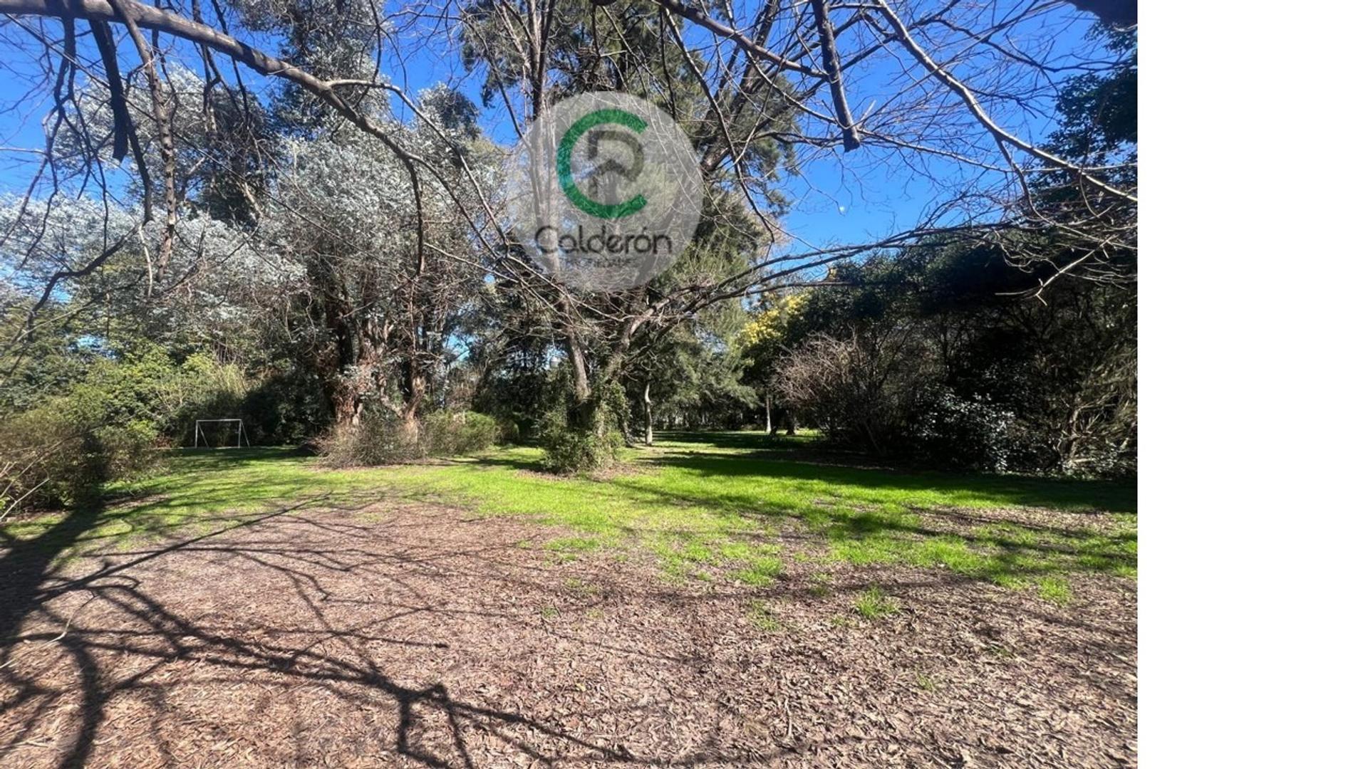 Quinta en Venta en Francisco Alvarez, USD 180.000