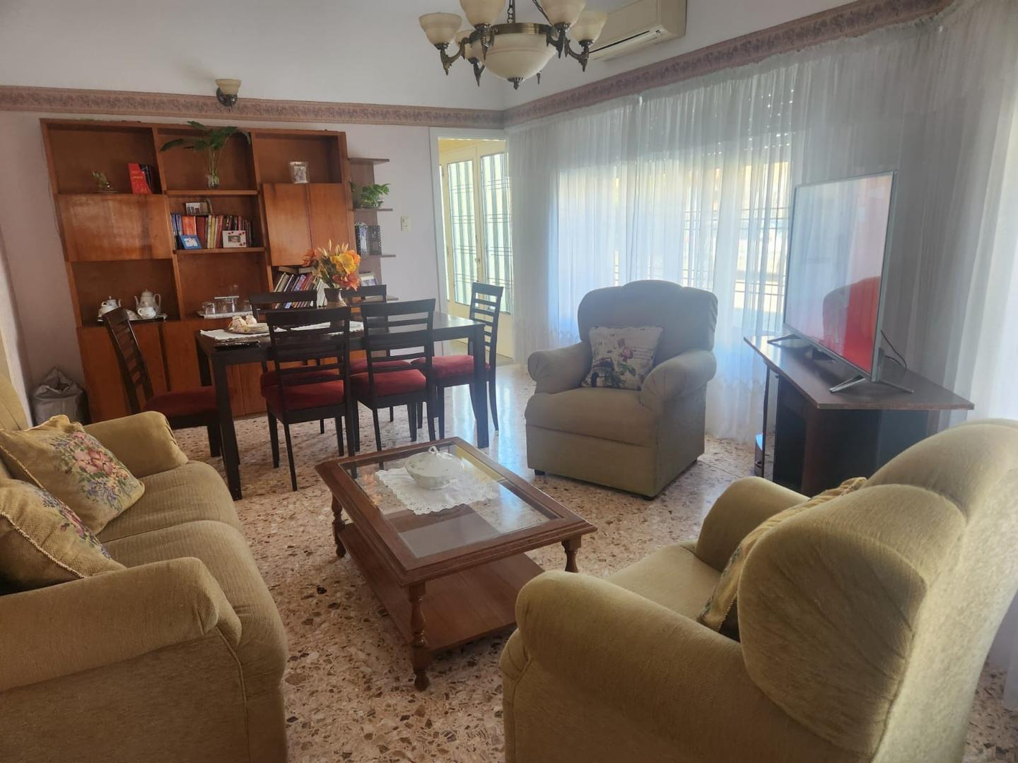 Depto Tipo Casa en Venta de 3 dormitorios