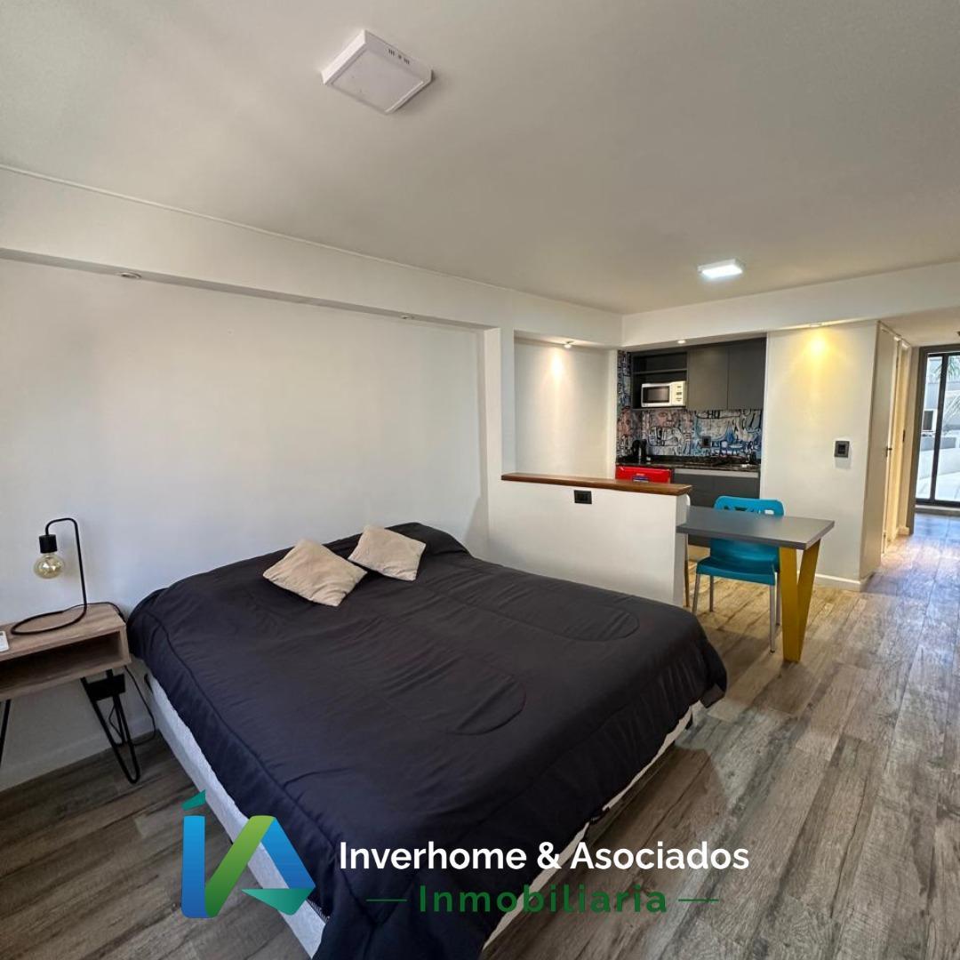 Corrientes 207 , Piso 1