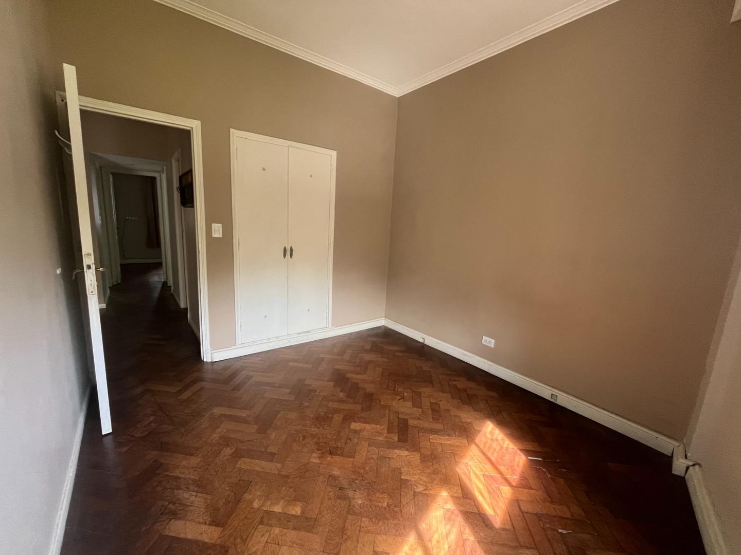 Departamento en Alquiler 69 años