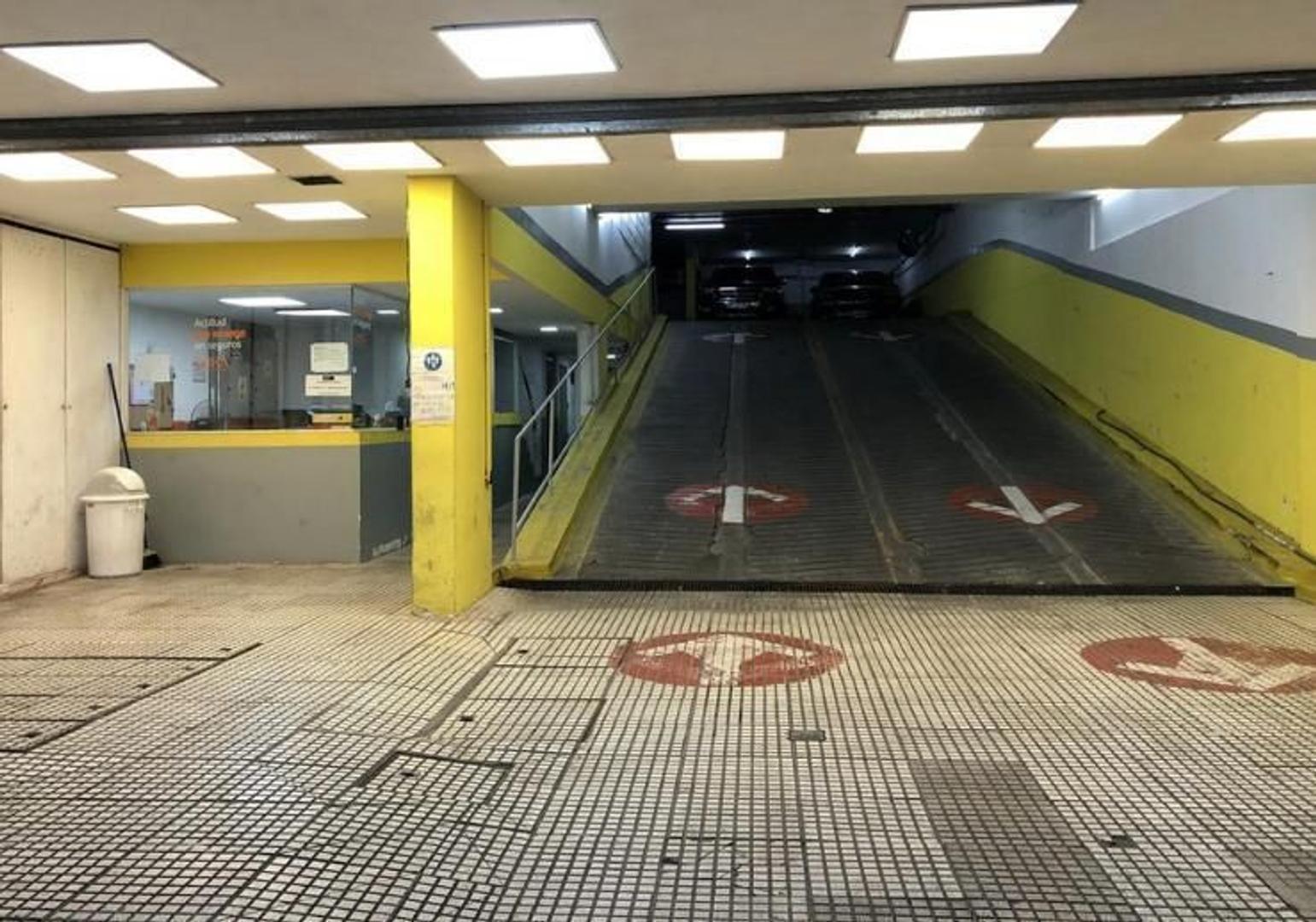 Cochera en Venta Fija