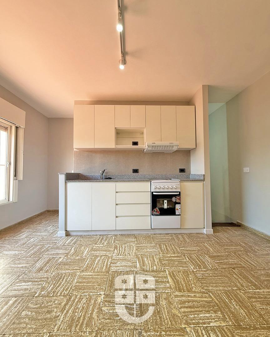 Boulveard Avellaneda 700, Piso 1