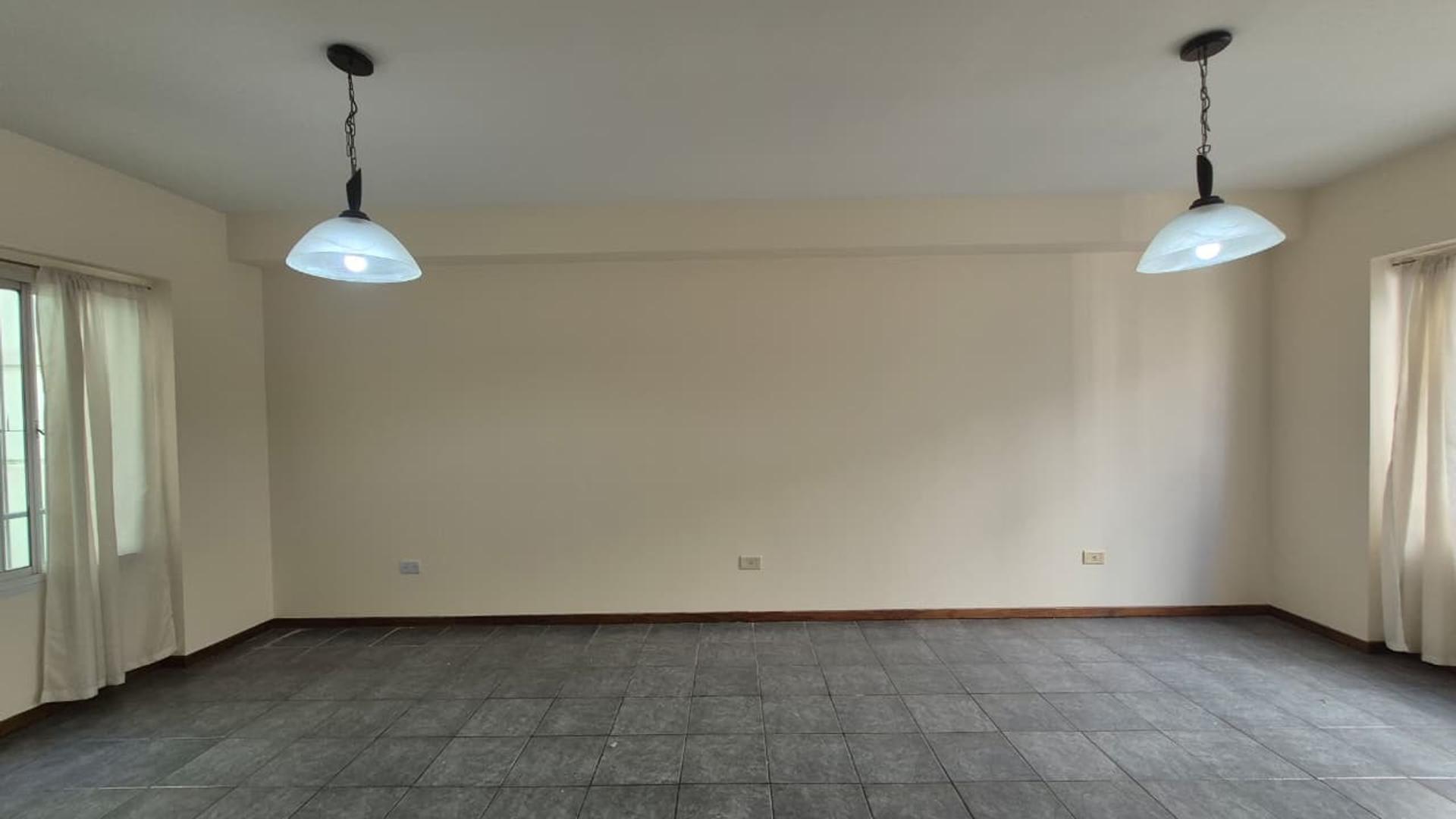 Pueyrredon 300, Piso 2º