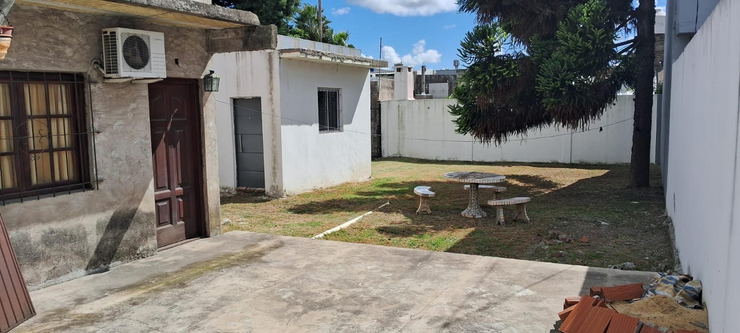 Alquiler PH 2 ambientes Loma Hermosa