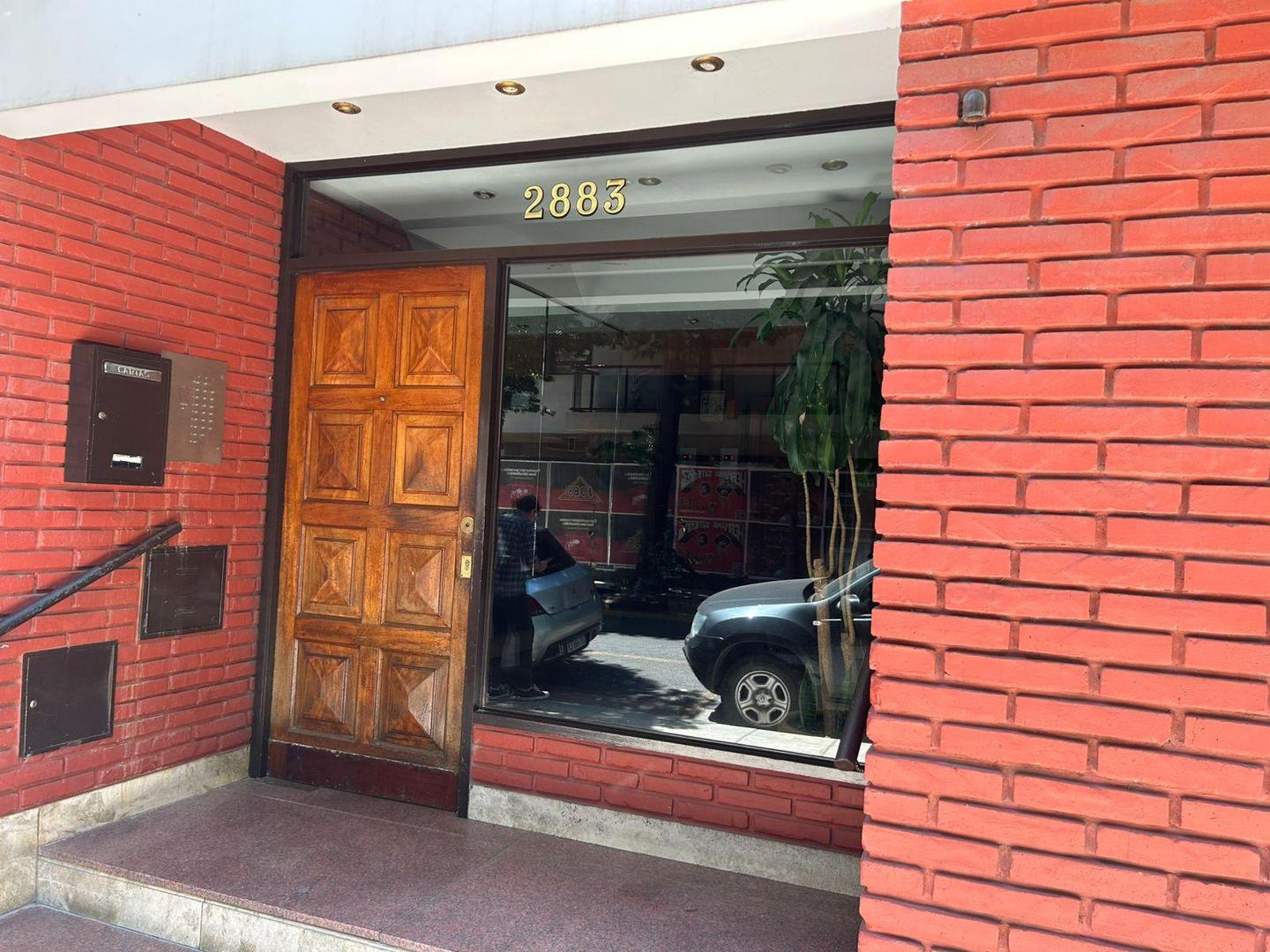 Venta Dpto 4 ambientes con balcon al frente