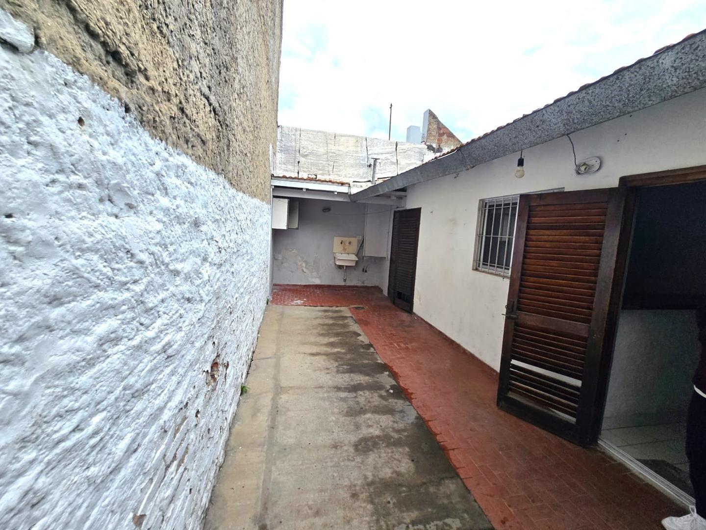 DEPTO T/CASA EN  VENTA CENTENARIO URUGUAYO 434 V.DOMINICO
